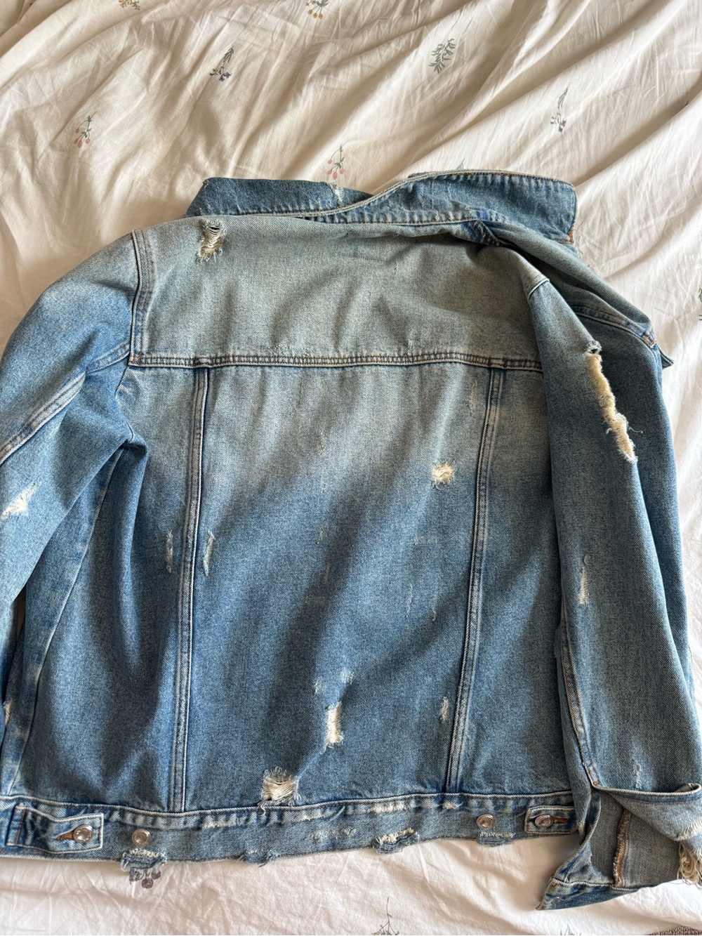 Denim jacket - Picture 4 of 5